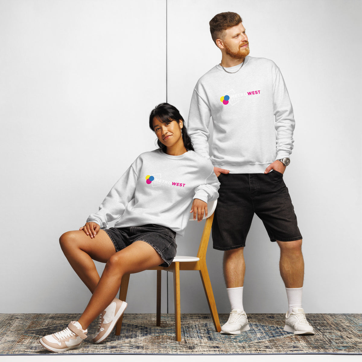 Unisex crewneck sweatshirt with printed logo on the front